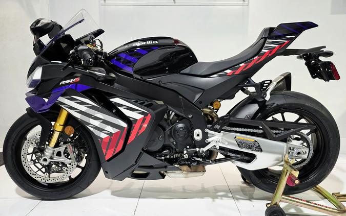 2027 Aprilia RSV4 Factory 1100