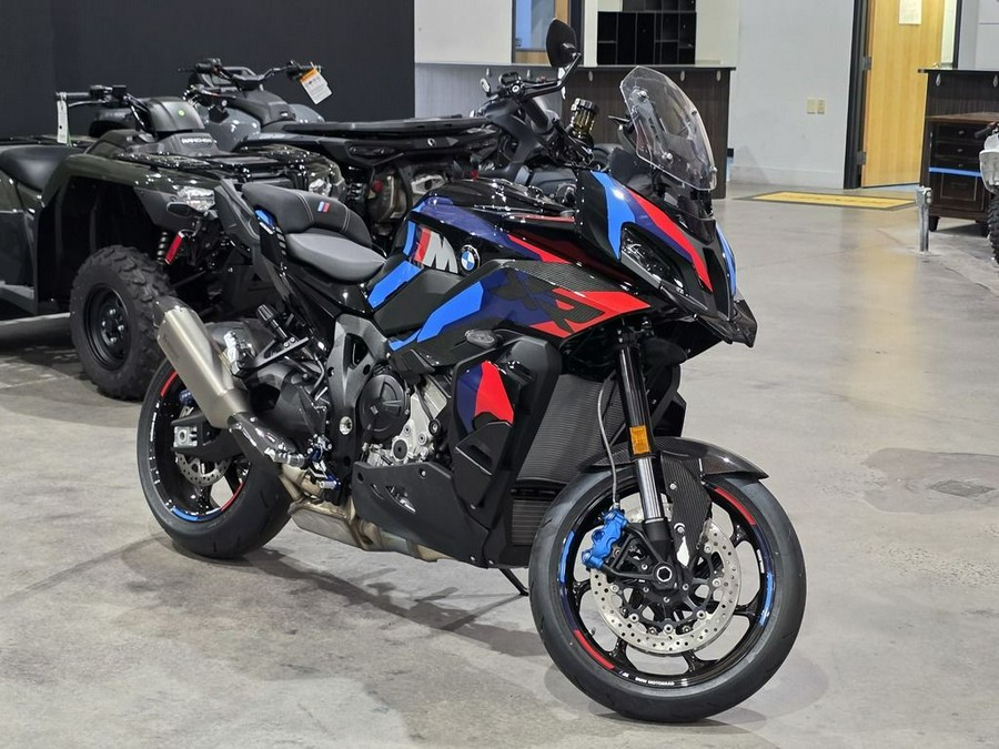 2026 BMW M 1000 XR