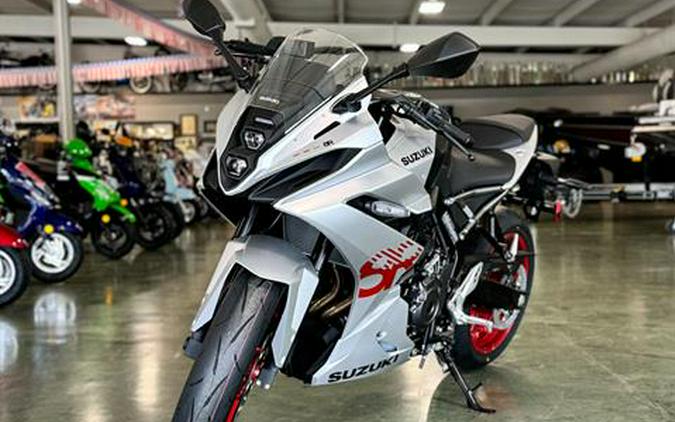 2024 Suzuki GSX-8R