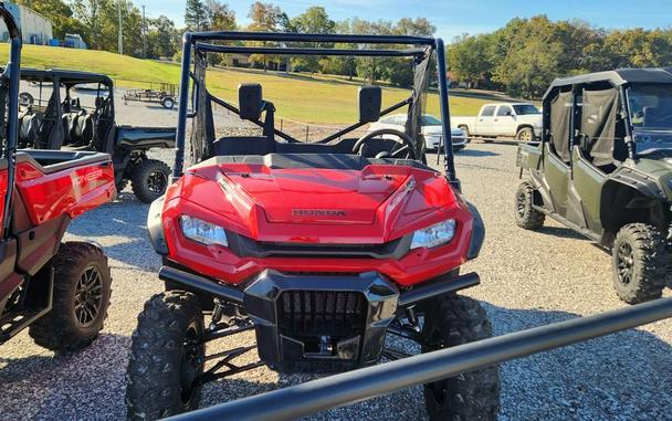 2025 Honda® Pioneer 1000 Deluxe