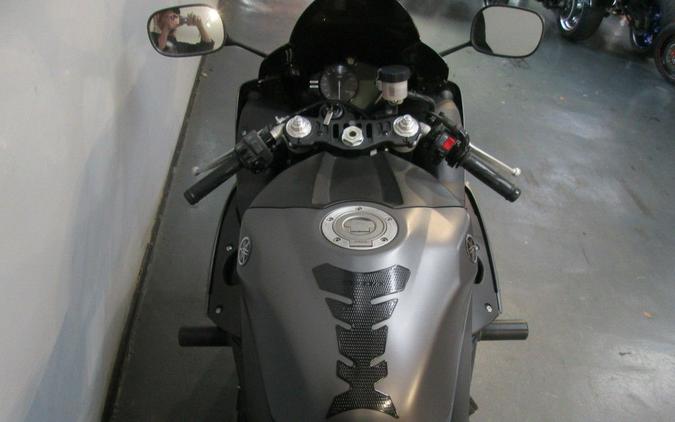 2013 Yamaha YZF-R1