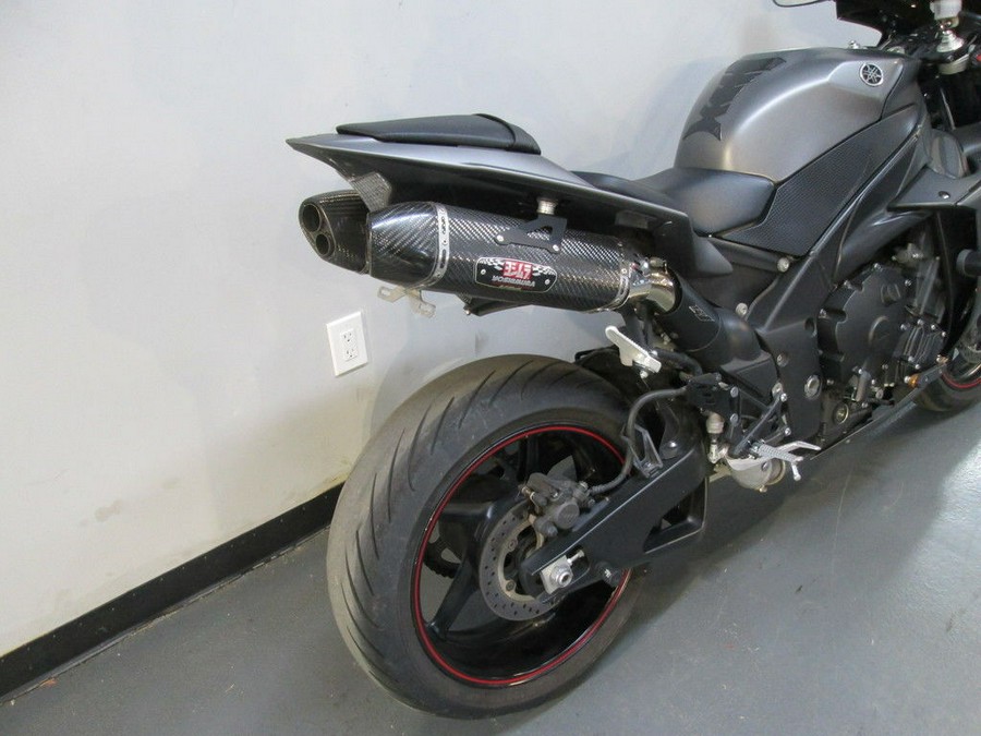 2013 Yamaha YZF-R1