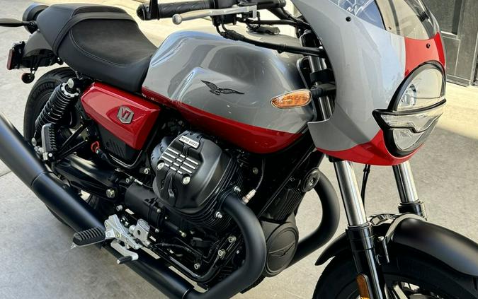 2024 Moto Guzzi V7 Stone Corsa