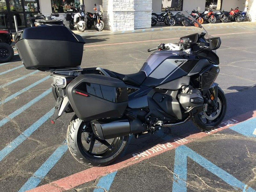 2026 BMW R 1300 RT Triple Black