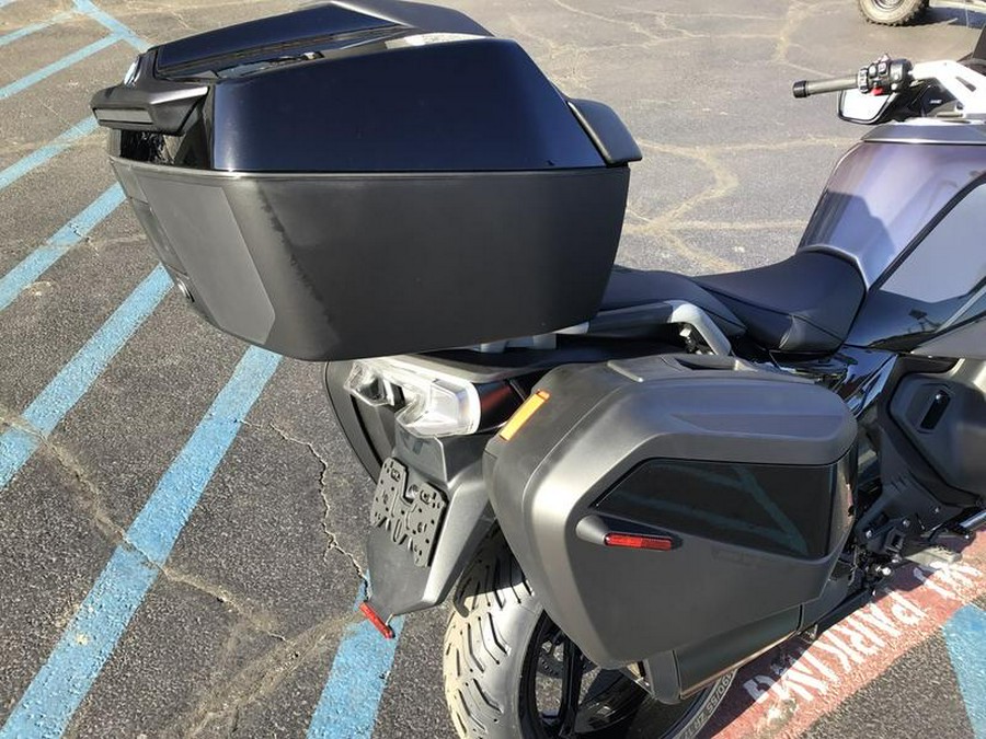 2026 BMW R 1300 RT Triple Black