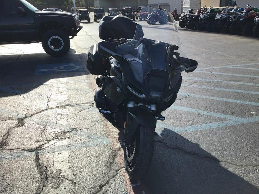 2026 BMW R 1300 RT Triple Black