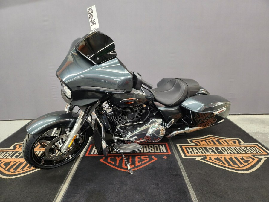 2025 Harley-Davidson® Street Glide®