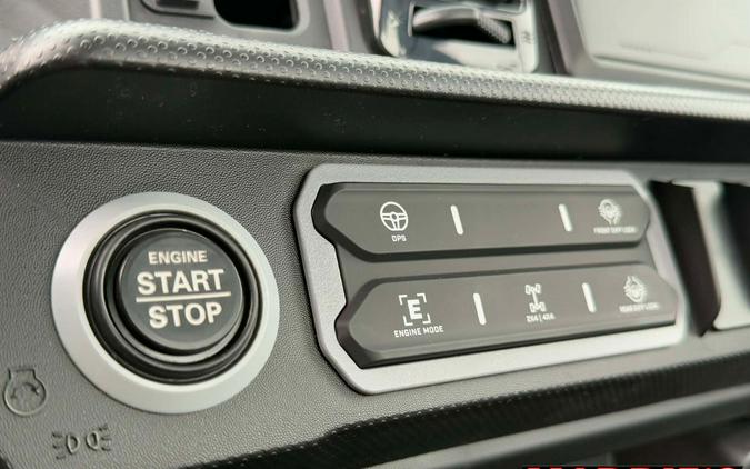 2026 Can-Am Defender XT CAB HD11