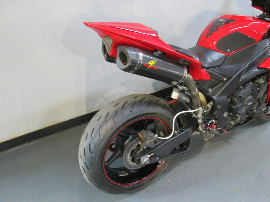 2013 Yamaha YZF-R1