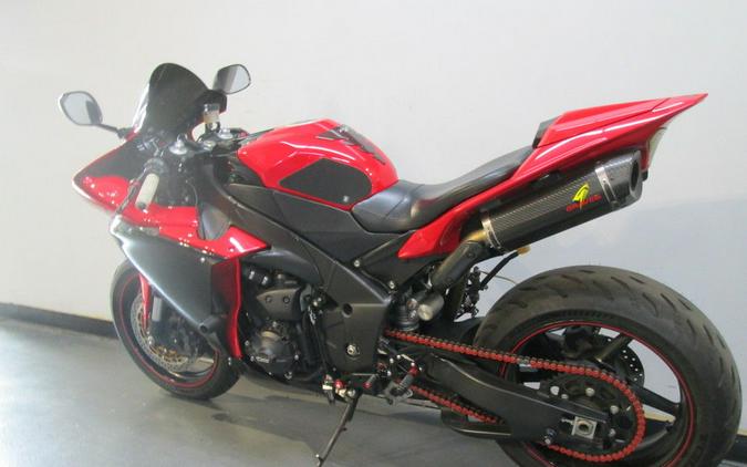 2013 Yamaha YZF-R1