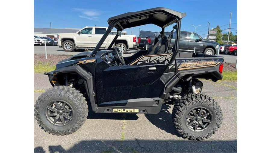 2022 Polaris Industries GENERAL XP 1000 DELUXE - BLACK CRYSTAL - Black Crystal