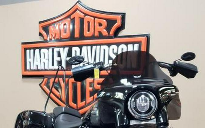 2021 Harley-Davidson® FLSB - Sport Glide™