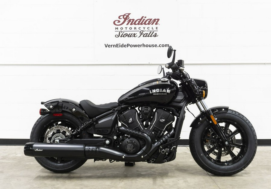 2025 Indian Motorcycle® Scout® Bobber Limited +Tech Black Metallic