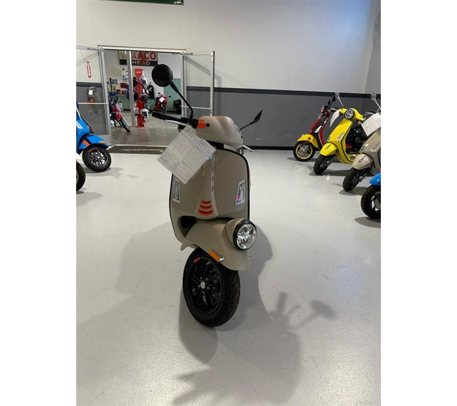 2025 Vespa GTV 300