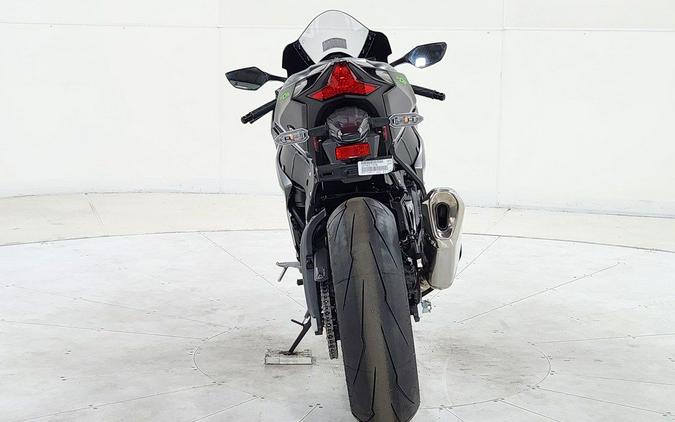 2025 Kawasaki Ninja® ZX™-10RR ABS