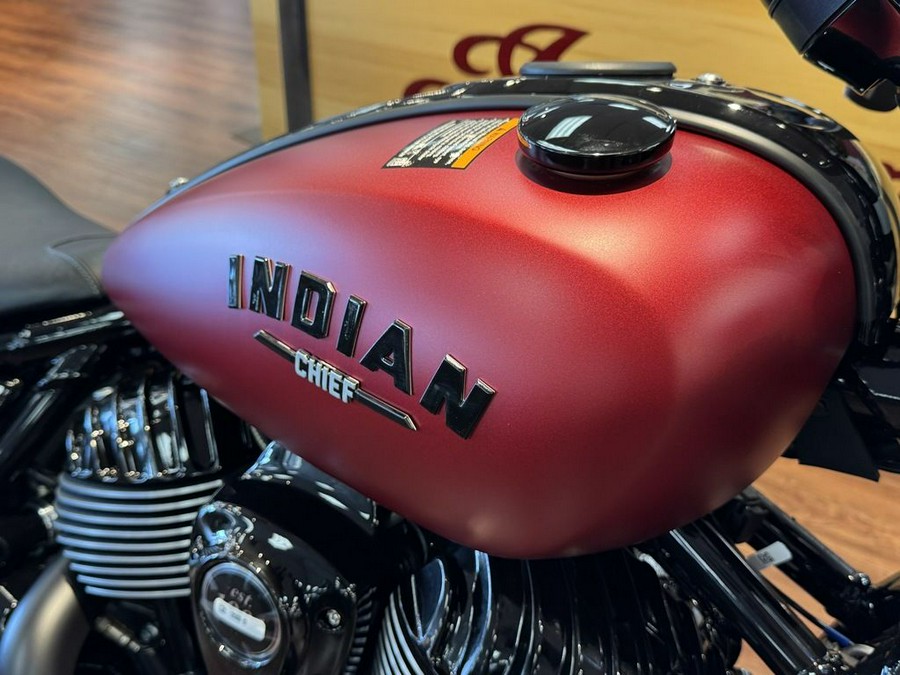 2025 Indian Motorcycle® Chief® Dark Horse® Sunset Red Smoke