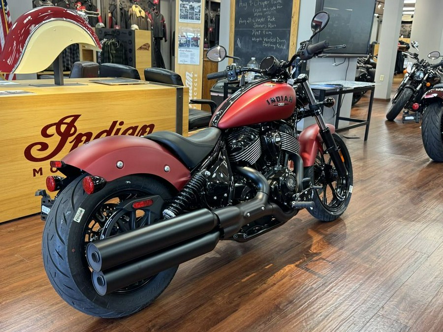 2025 Indian Motorcycle® Chief® Dark Horse® Sunset Red Smoke