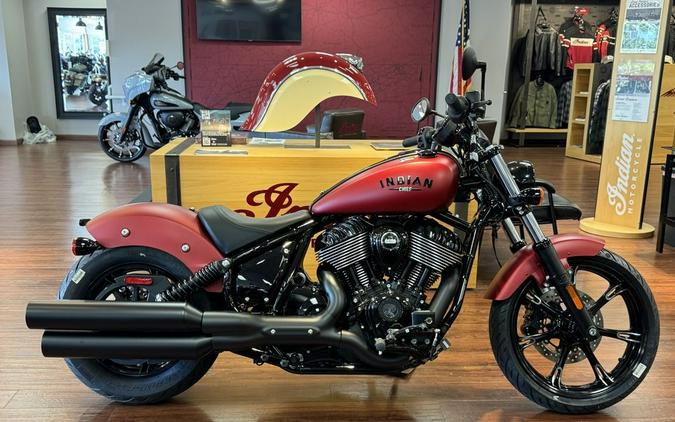 2025 Indian Motorcycle® Chief® Dark Horse® Sunset Red Smoke