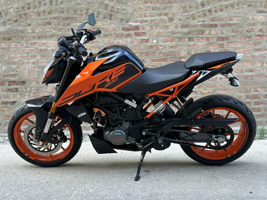2021 KTM 200 DUKE