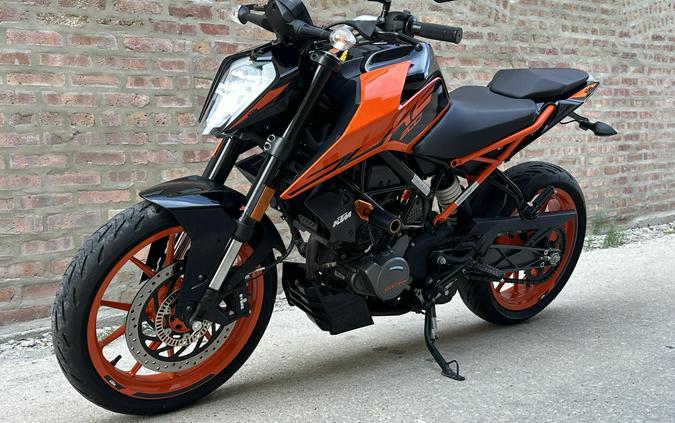 2021 KTM 200 DUKE