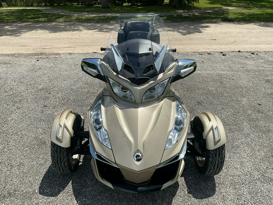 2017 Can-Am Spyder RT Limited