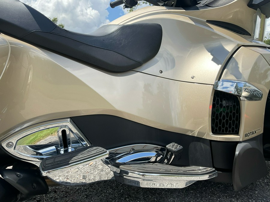 2017 Can-Am Spyder RT Limited