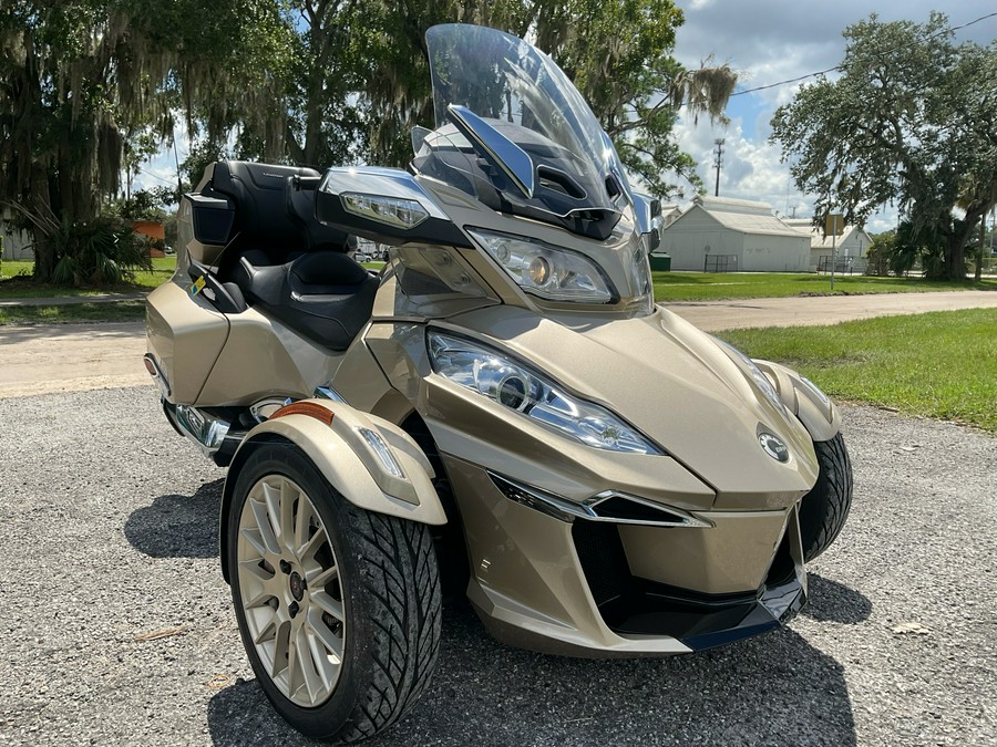 2017 Can-Am Spyder RT Limited