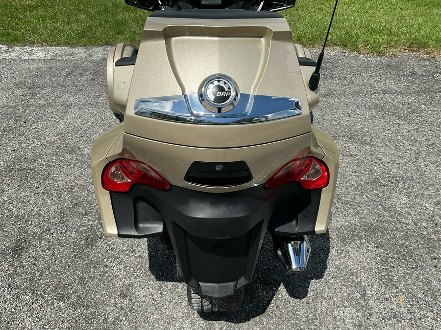 2017 Can-Am Spyder RT Limited
