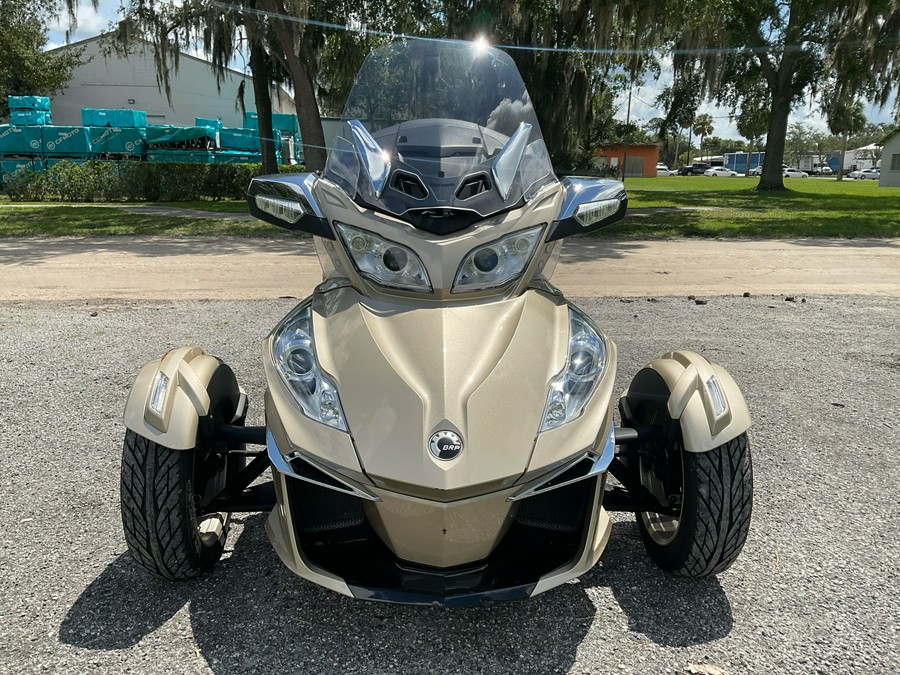 2017 Can-Am Spyder RT Limited