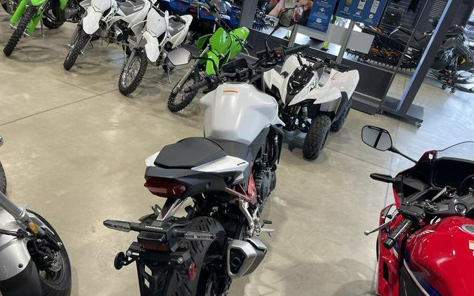 2025 Honda® CB750 Hornet