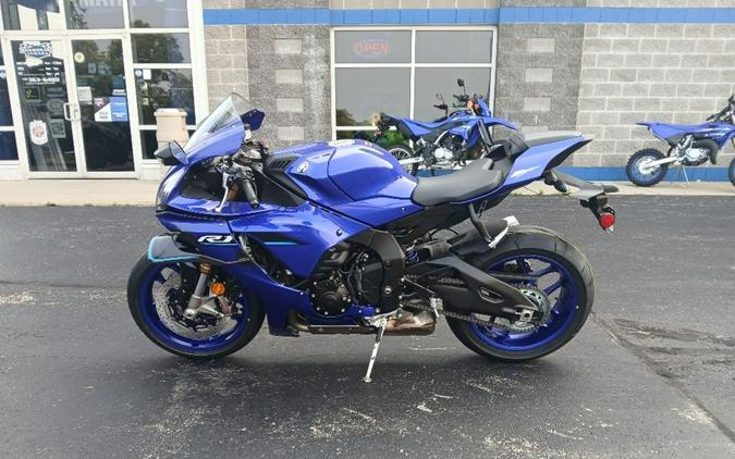 2026 Yamaha YZF-R1