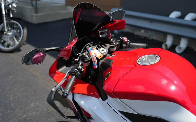 2026 Yamaha YZF-R1