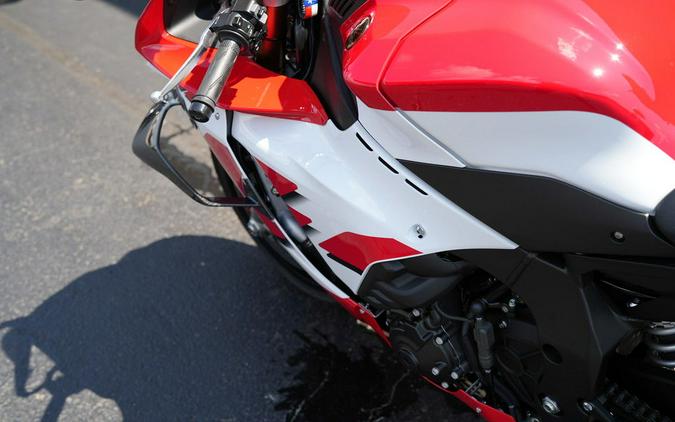 2026 Yamaha YZF-R1