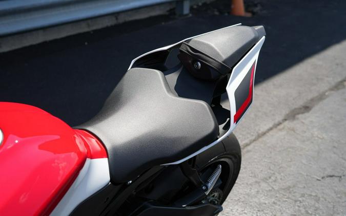 2026 Yamaha YZF-R1
