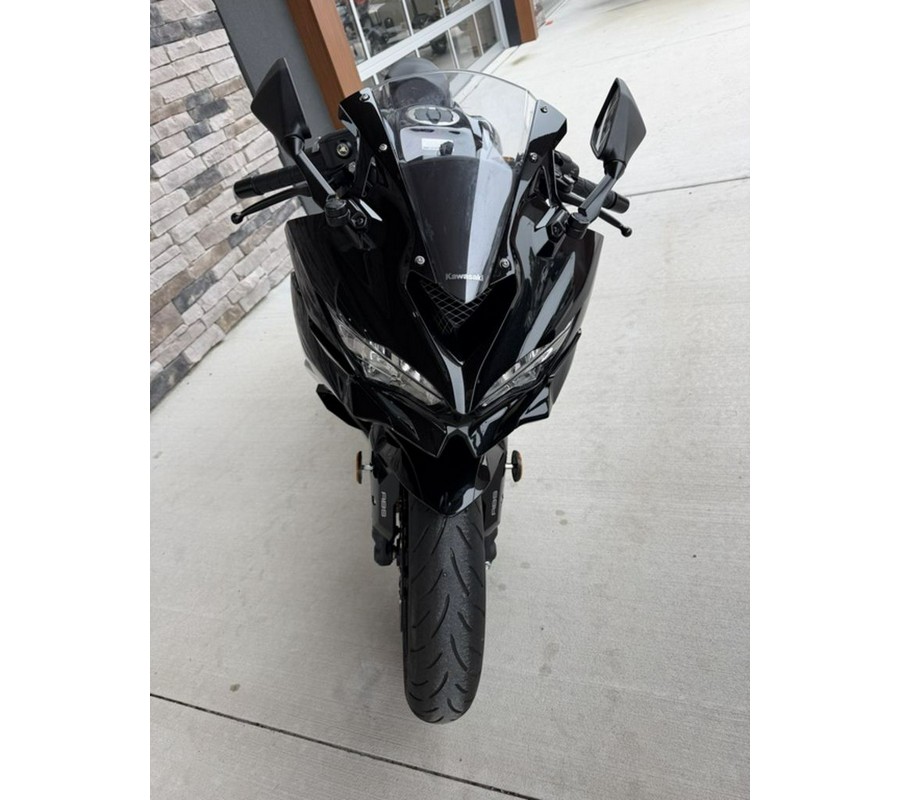 2025 Kawasaki NINJA® ZX™-4R ABS