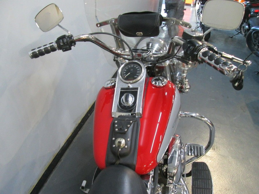 2002 Harley-Davidson® FLSTCI - Heritage Softail® Classic Injection