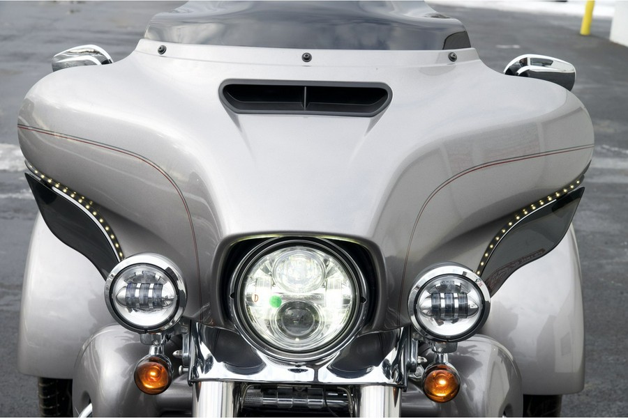 2016 Harley-Davidson® FLHTCUTG Tri Glide Ultra Classic