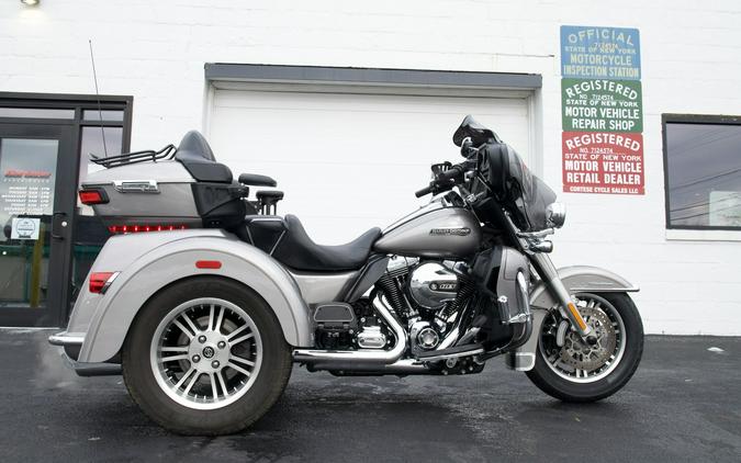 2016 Harley-Davidson® FLHTCUTG Tri Glide Ultra Classic