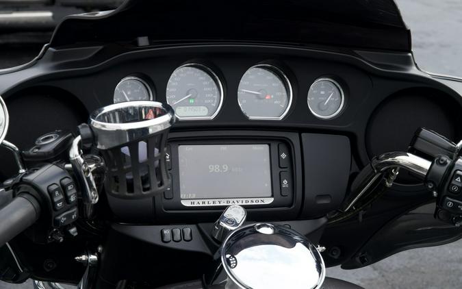 2016 Harley-Davidson® FLHTCUTG Tri Glide Ultra Classic