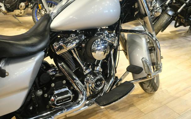 2019 HARLEY ROAD KING BASE