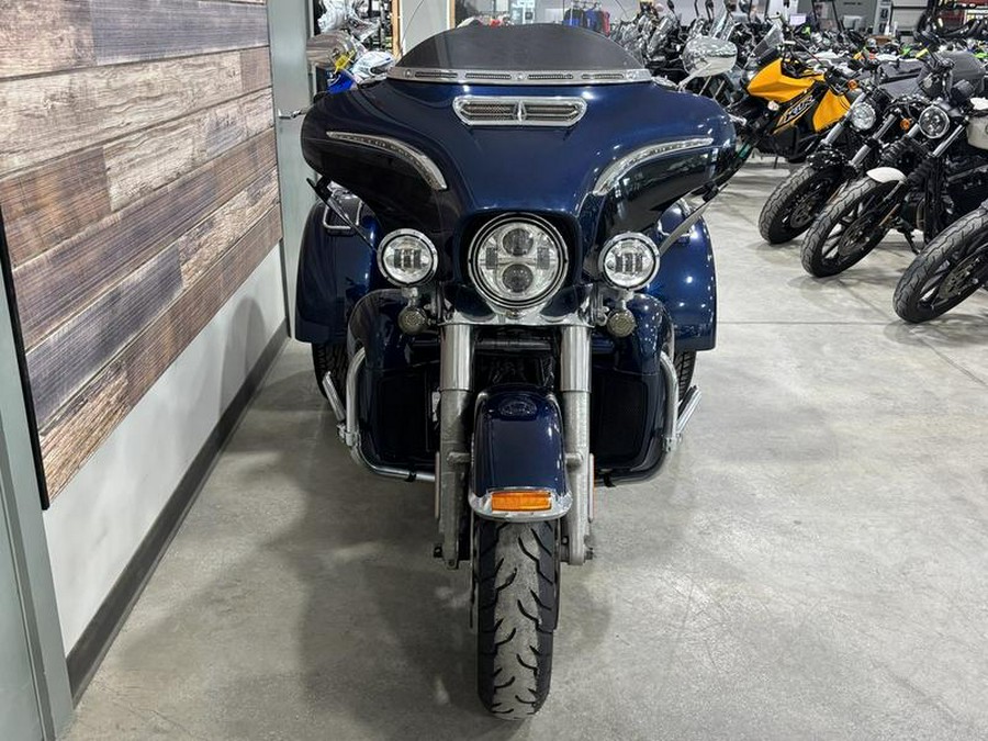 2014 Harley-Davidson® FLHTCUTG - Tri Glide® Ultra