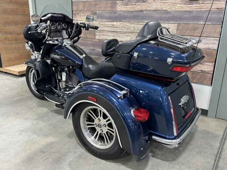 2014 Harley-Davidson® FLHTCUTG - Tri Glide® Ultra
