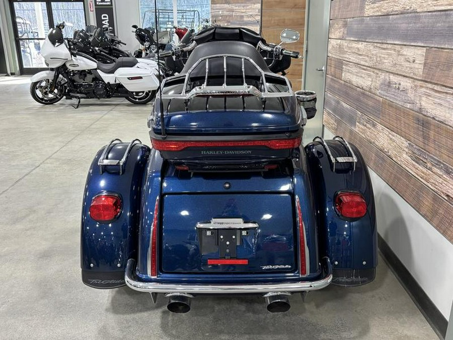 2014 Harley-Davidson® FLHTCUTG - Tri Glide® Ultra