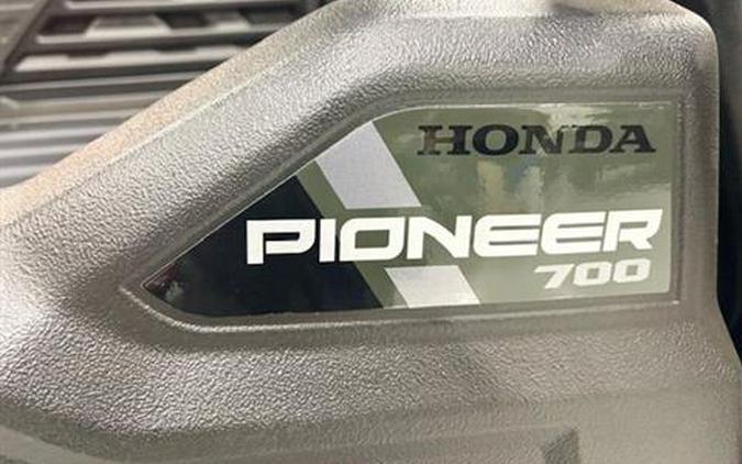 2026 Honda Pioneer 700 Deluxe