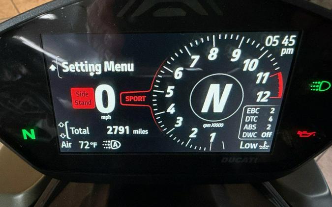 2025 Ducati Streetfighter V2 S