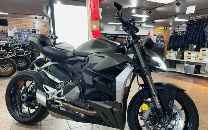 2025 Ducati Streetfighter V2 S