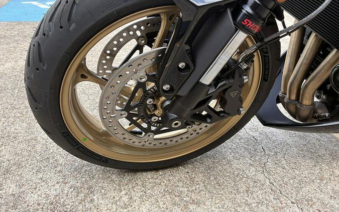 2026 Triumph Trident 800 Jet Black