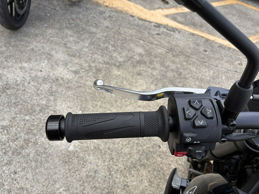 2026 Triumph Trident 800 Jet Black