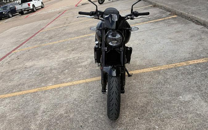 2026 Triumph Trident 800 Jet Black