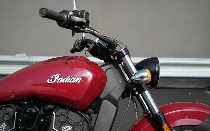 2017 Indian Motorcycle Scout Sixty ABS Indian Motorcycle­ Red